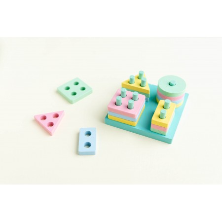 Lavinamasis žaislas rūšiuoklė keturių formų, pastelinių spalvų
